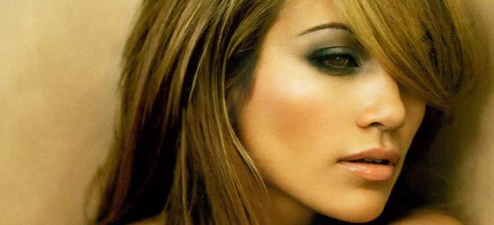 Пет чекори за совршени smokey eyes