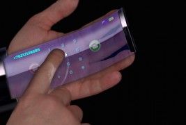 Rollerphone – телефон-часовник од иднината