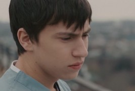 Тоа е еден вид смешна приказна (It’s Kind of a Funny Story)