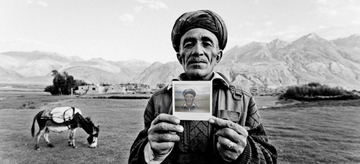 Фотографии од Авганистанци кои никогаш не виделе фотоапарат