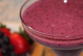 Вкусно смуди од шумски плодови