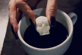 Коски и черепи за послатко утринско кафенце