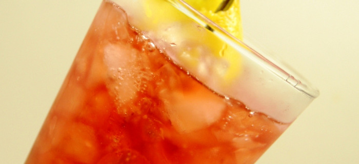 Коктел „Влакнеста мишка“ (Hairy Armpit Cocktail)