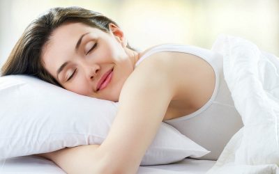 Погрешната перница предизвикува главоболка: Која перница е идеална за вас во зависност од начинот на којшто спиете?