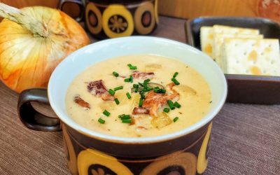 Есен на вашата трпеза: Кремаста супа со сланина и кромид