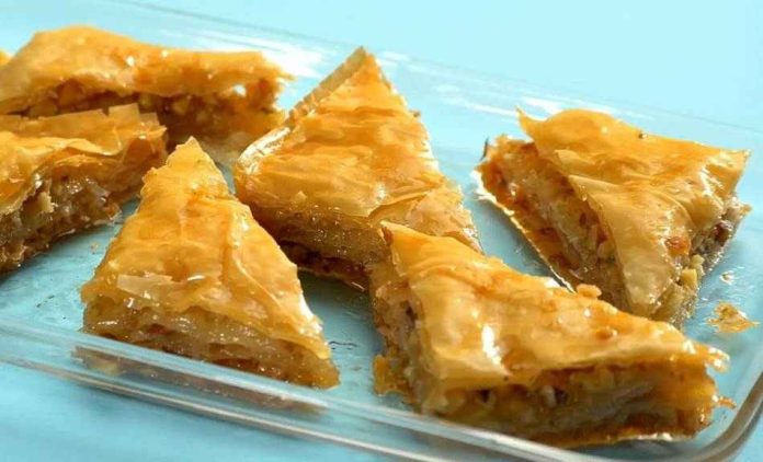 Вкусна, превкусна: Рецепт за домашна пита со јаболка
